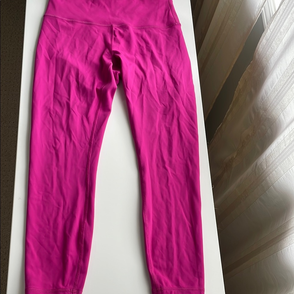 MAGENTA LULULEMON ALIGN Leggings